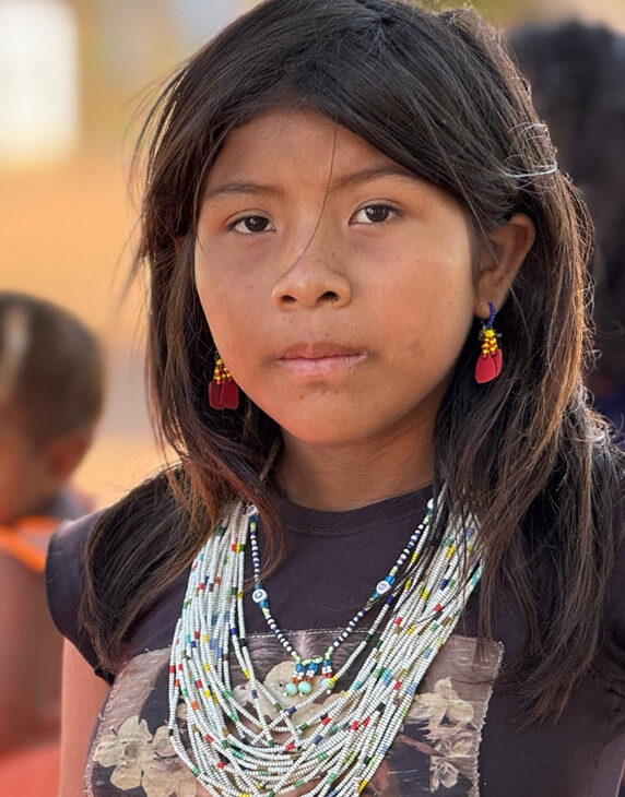 indigenas4-ban4
